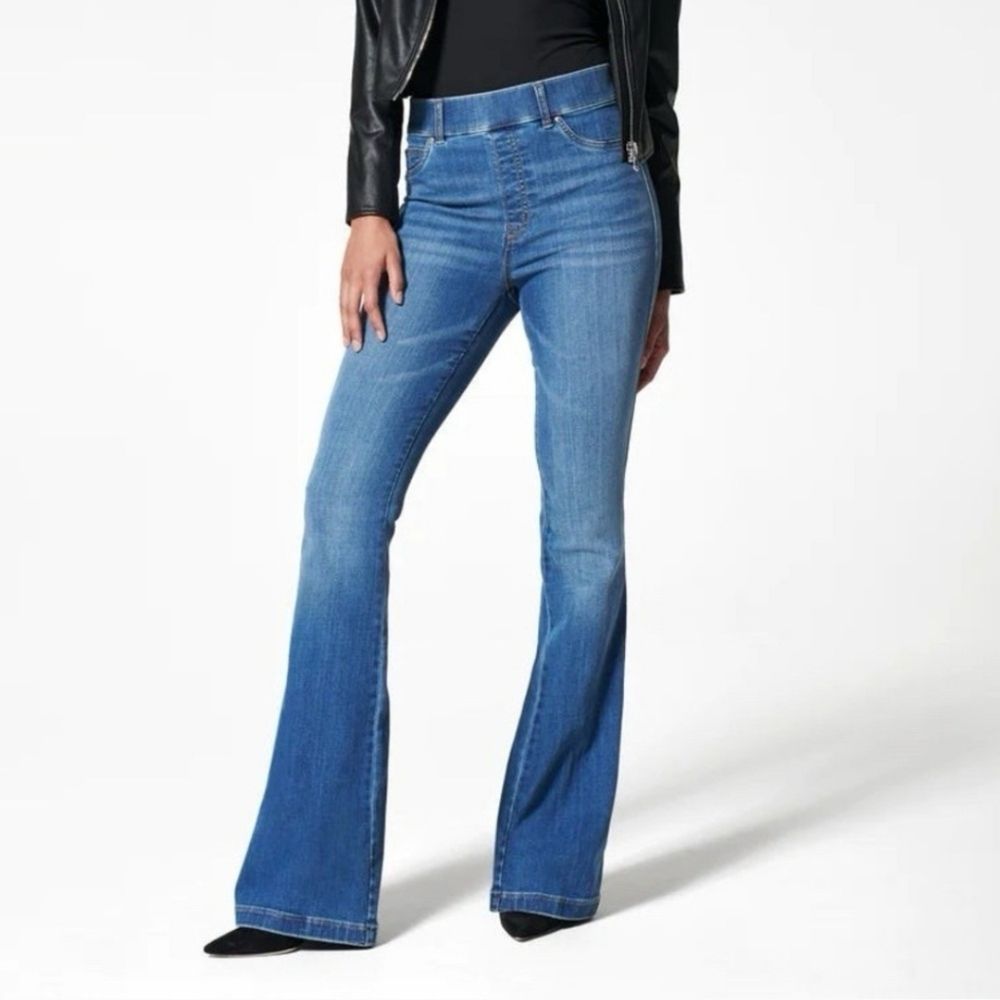 Spanx Shape Everywhere Flare Denim Jeans In Vintage Indigo Size Medium